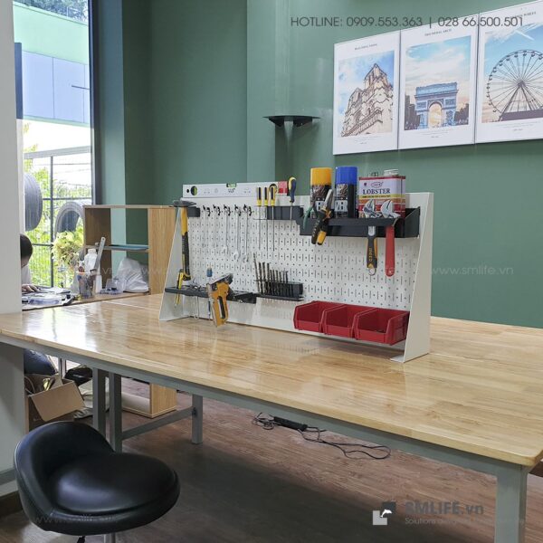 Vách Chia Bàn Làm Việc Kiêm Bảng Treo Dụng Cụ SMLIFE Pegboard Desk 45x100cm | SMLIFE.vn