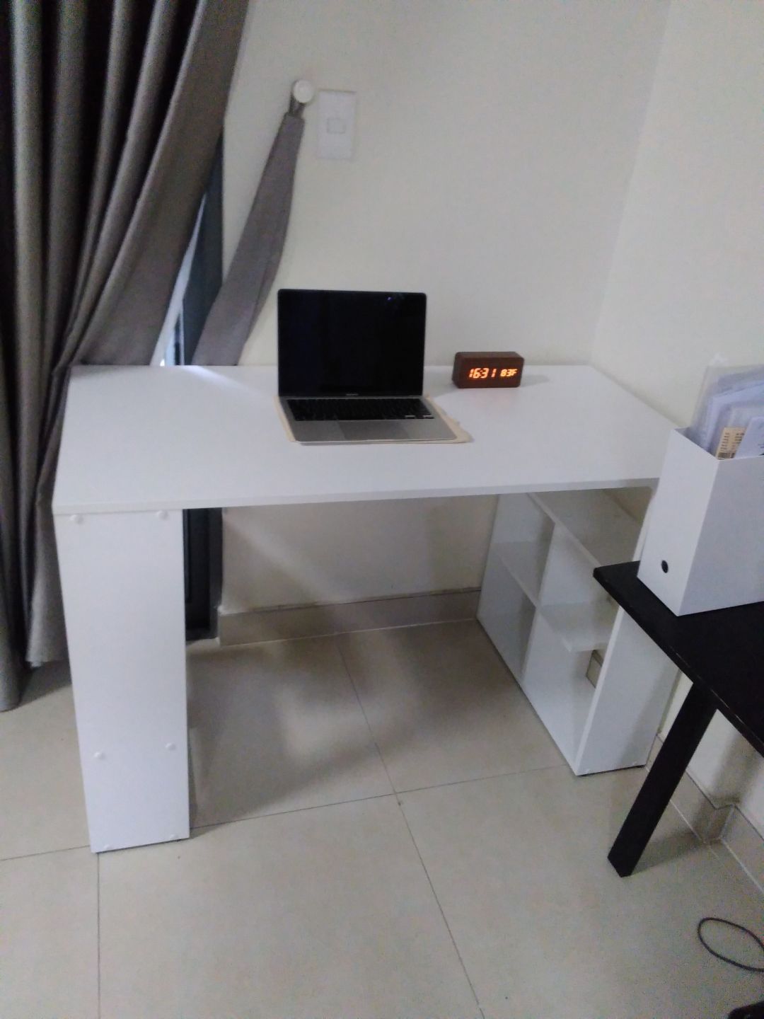 Ban go lam viec hien dai Dania 4 Bàn gỗ làm việc hiện đại Dania (4)