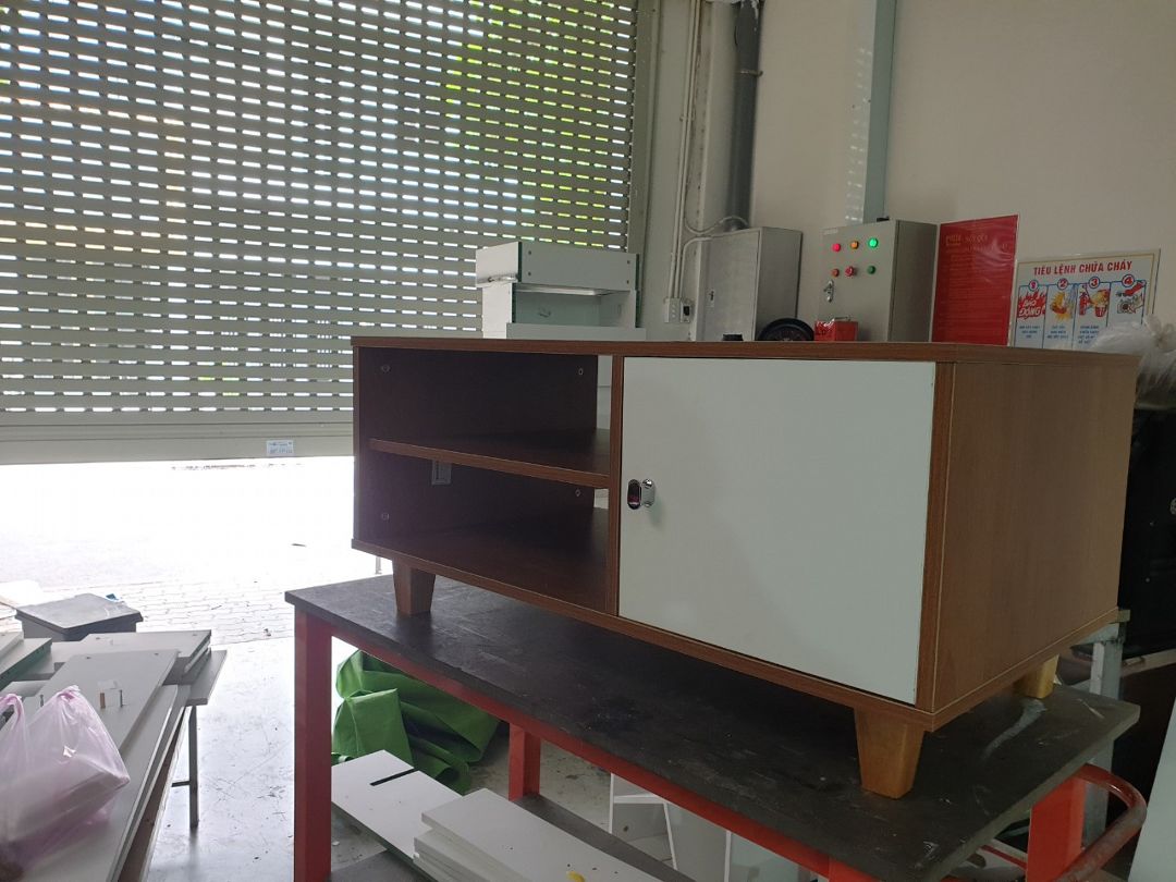 Ban tra go hien dai Calvert 4 Bàn trà gỗ hiện đại Calvert (4)
