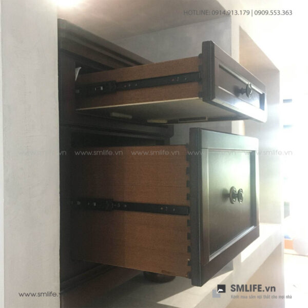 Tủ đầu giường gỗ dương verneer gỗ anh đào tân cố điển Bailey | SMLIFE.vn