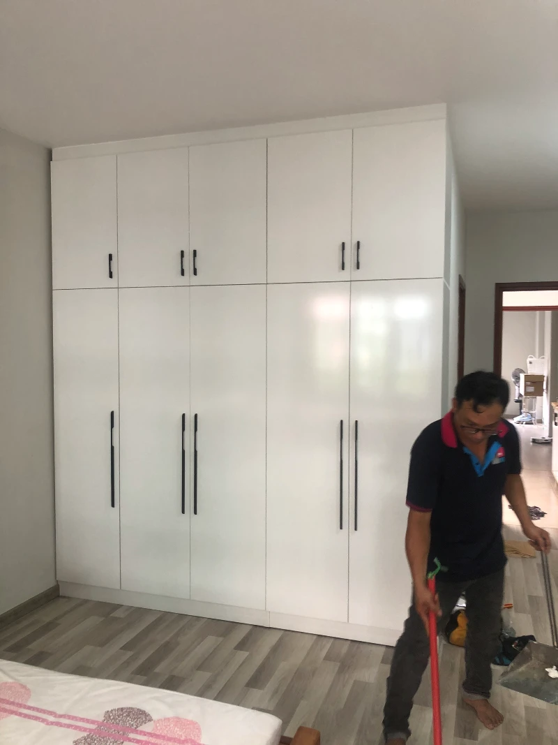 Tủ quần áo full trần (24)