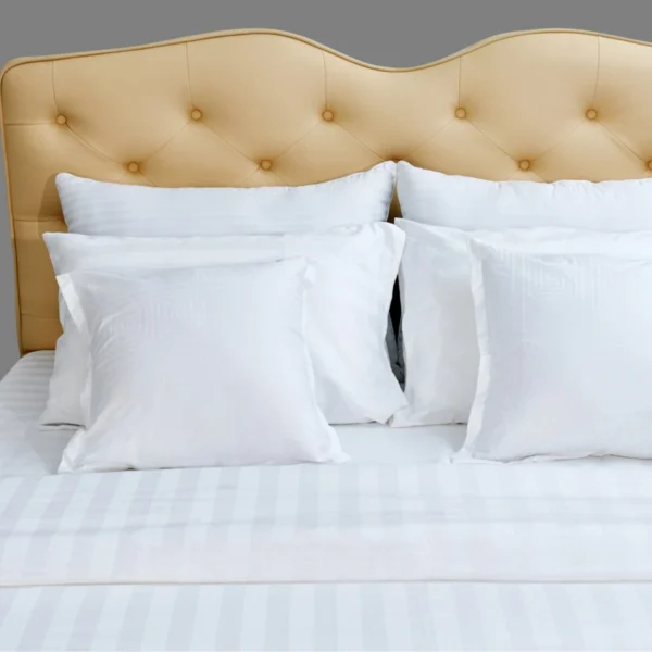 Drap ga trai giuong khach san 2