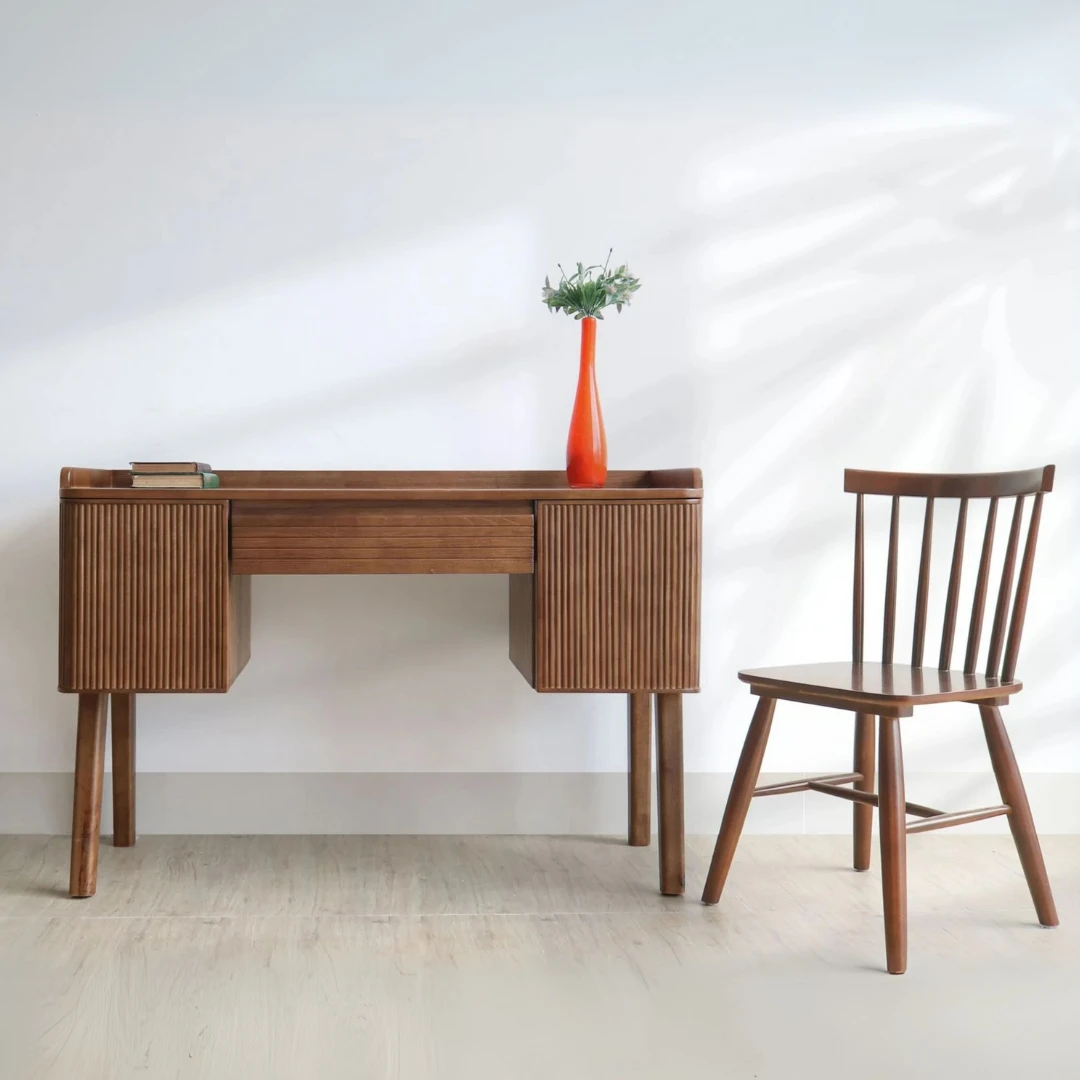 Ban trang diem go tu nhien Sola 3 Bàn trang điểm gỗ tự nhiên Sola (3)