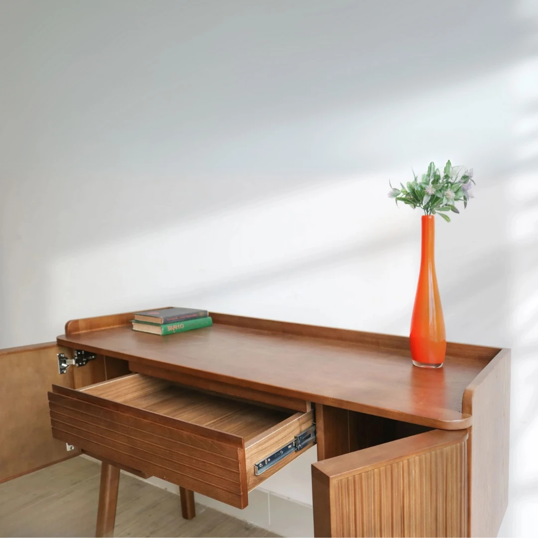 Ban trang diem go tu nhien Sola 7 Ban trang diem go tu nhien Sola 7