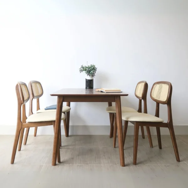 Bộ bàn ăn 4 ghế gỗ tự nhiên Minae (3)