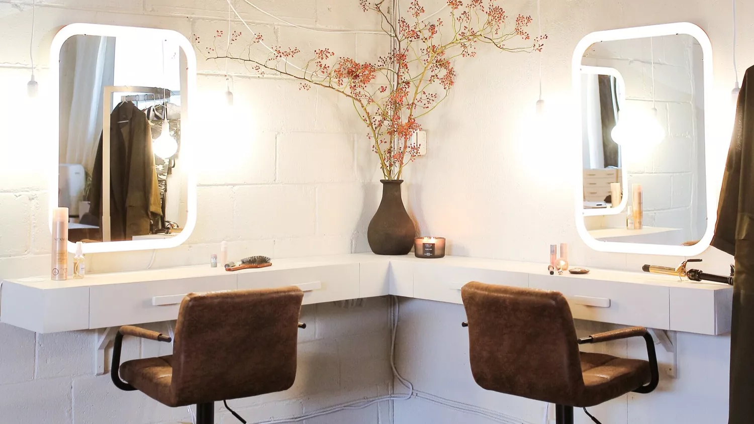 23 y tuong nang cap ban lam viec tu o ikea cho goc lam viec gon ep SMLIFE 21 Image