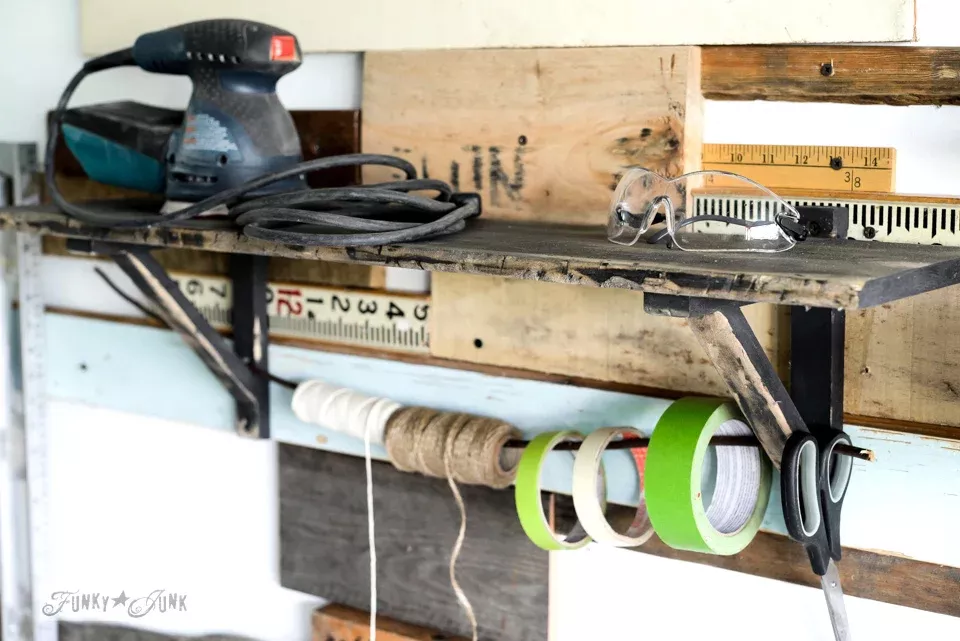 52 y tuong luu tru diy cho nha e xe gon gang de tim toi a dien tich SMLIFE 25 Image